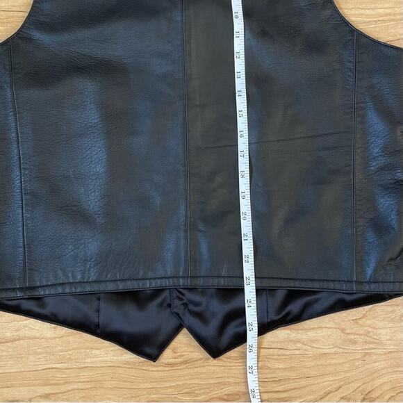 Scully Black Leather Vest Men's 44 Western Cowboy Style Button - Picture 6 of 7